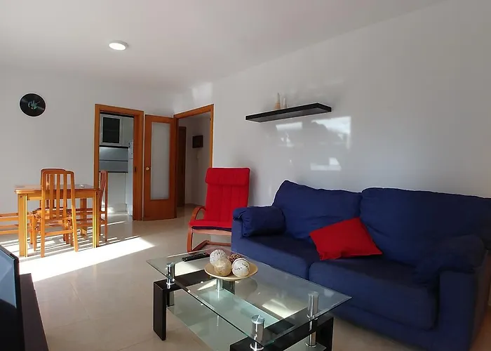 Nice Apartment in front to the beach Calafell